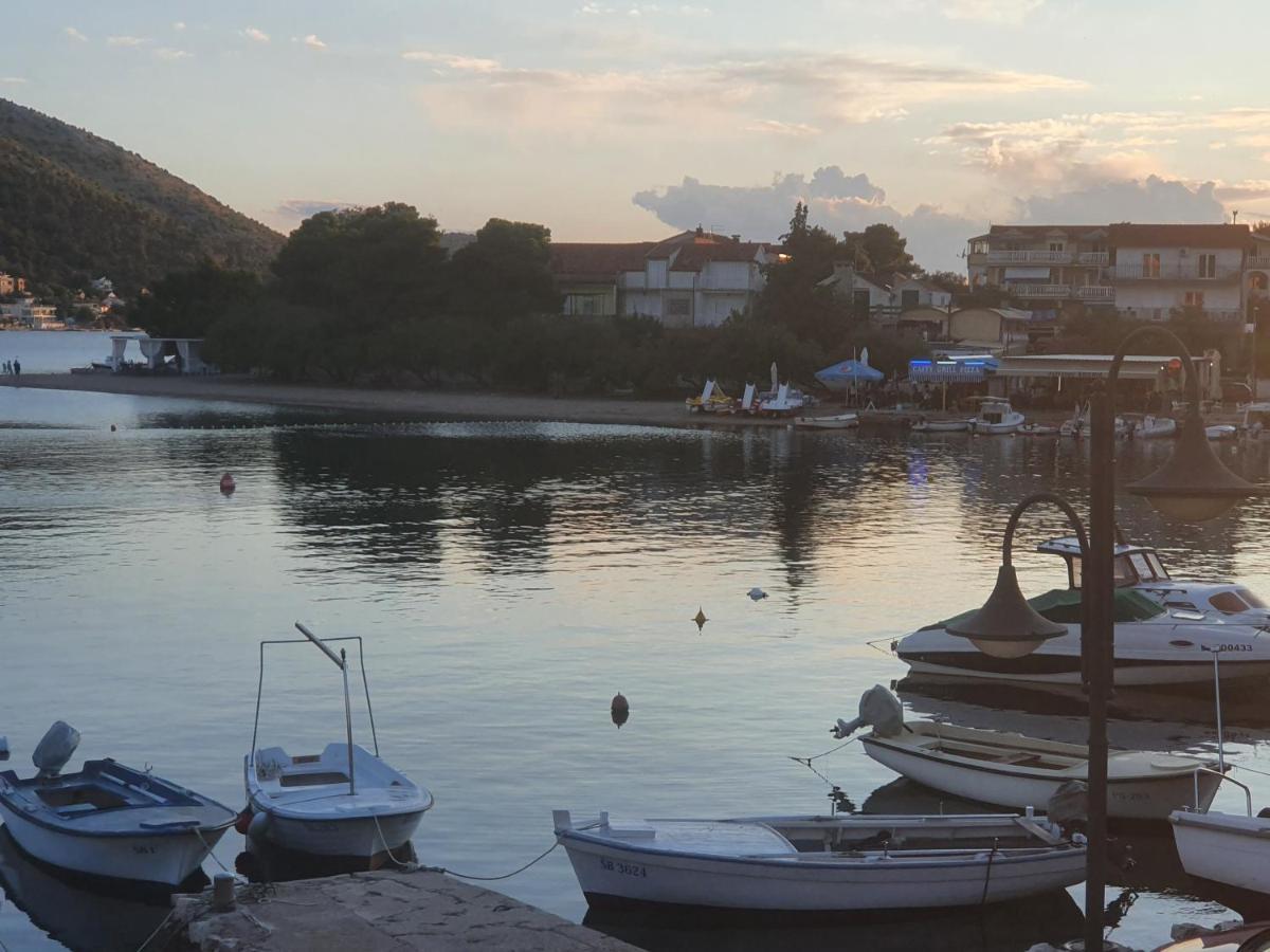 Apartman Mare Šibenik Екстериор снимка